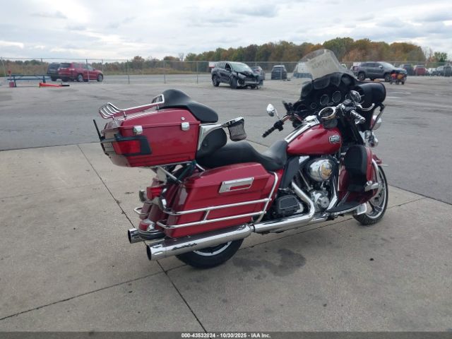 2013 HARLEY-DAVIDSON FLHTCU 1HD1FCM19DB676074 Photo 3