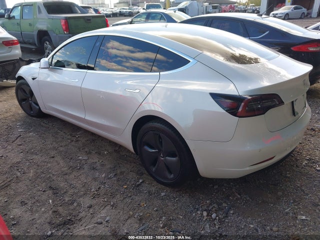 2020 TESLA MODEL 3 5YJ3E1EB7LF637410 Photo 2