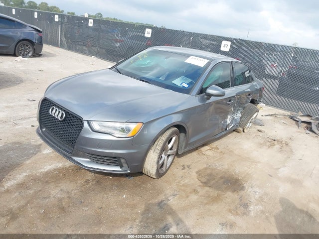 2015 AUDI A3 WAUACGFF1F1094180 Photo 1