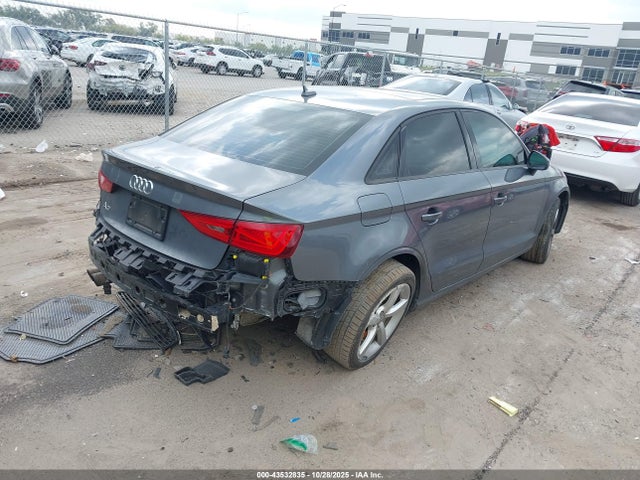 2015 AUDI A3 WAUACGFF1F1094180 Photo 3