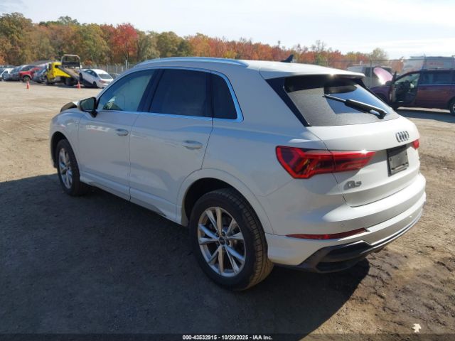 2022 AUDI Q3 WA1DECF36N1123917 Photo 2