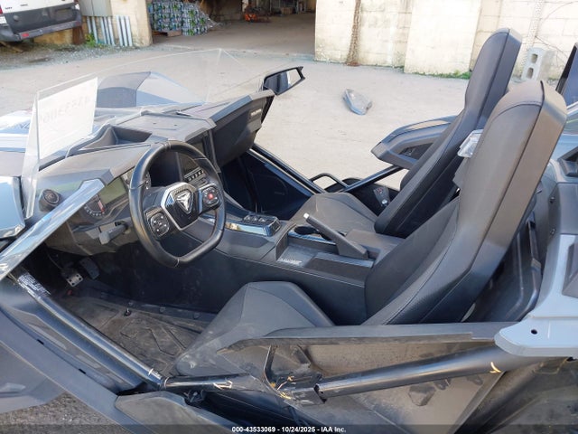 2023 POLARIS SLINGSHOT 57XAAPHD3P8154979 Photo 7