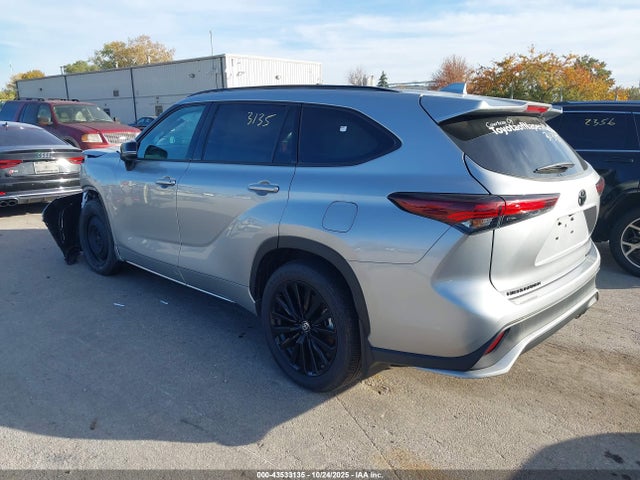Toyota Highlander Xse 2024 5TDKDRBH3RS575000 Image 3