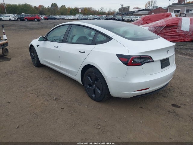 2023 TESLA MODEL 3 5YJ3E1EA9PF568622 Photo 2