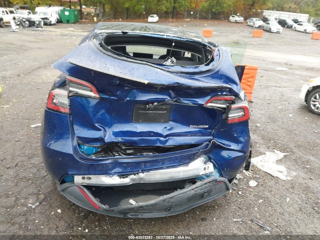 2024 TESLA MODEL Y 7SAYGDEF9RA274802 Photo 5