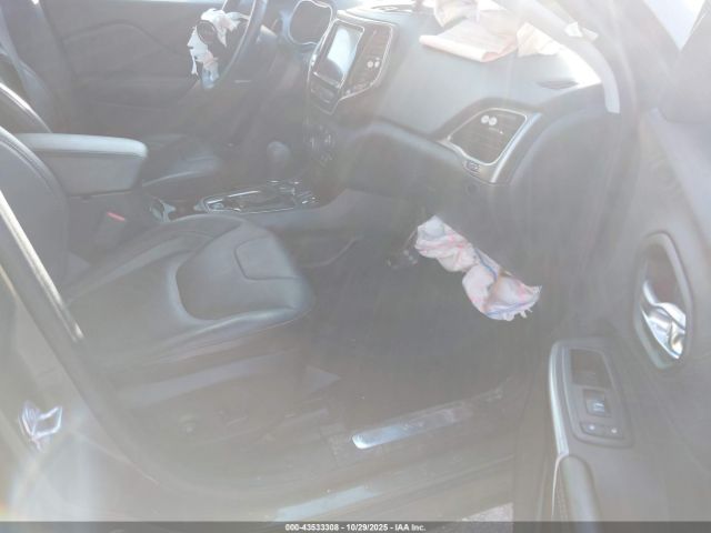 2019 JEEP CHEROKEE 1C4PJMDXXKD261089 Photo 4