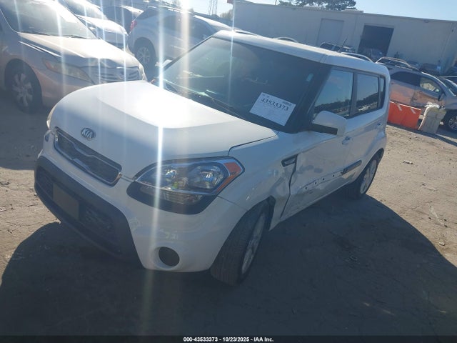 2013 Kia Soul მანქანა იყიდება აუქციონზე, vin: KNDJT2A55D7775926, აუქციონის ნომერი: 43533373