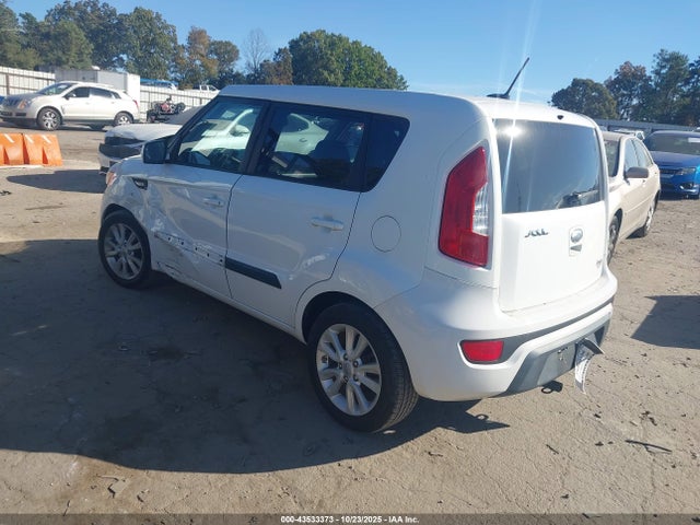 2013 Kia Soul მანქანა იყიდება აუქციონზე, vin: KNDJT2A55D7775926, აუქციონის ნომერი: 43533373