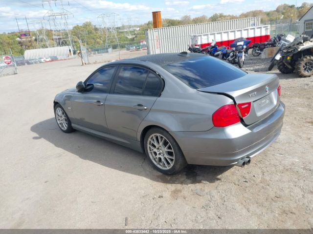 2011 BMW 328I WBAPK7C55BA818603 Photo 2
