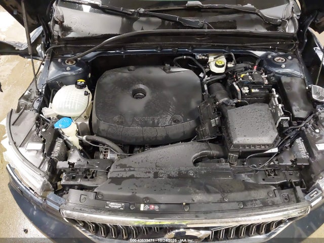 2022 VOLVO XC40 YV4162UL2N2642246 Photo 9