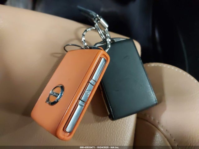 2022 VOLVO XC40 YV4162UL2N2642246 Photo 10