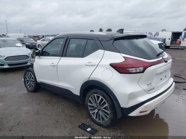 2022 NISSAN KICKS 3N1CP5CVXNL483264 Photo 2