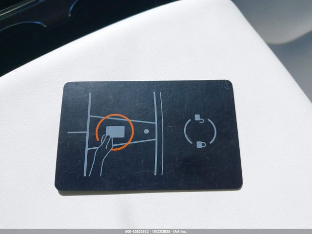 2023 TESLA MODEL X 7SAXCDE51PF370132 Photo 10