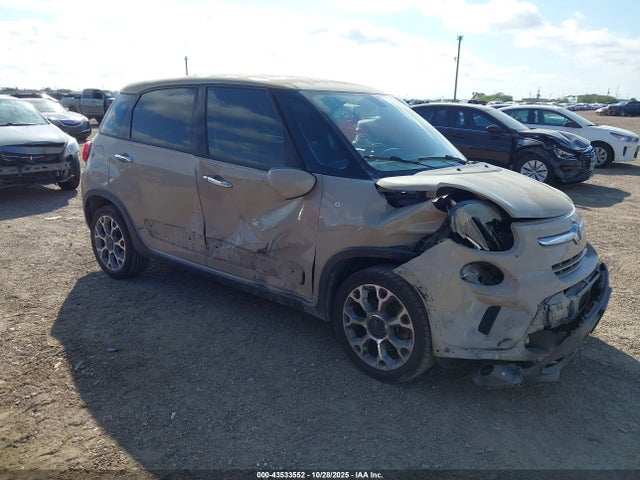 2015 FIAT 500L ZFBCFADH8FZ031800