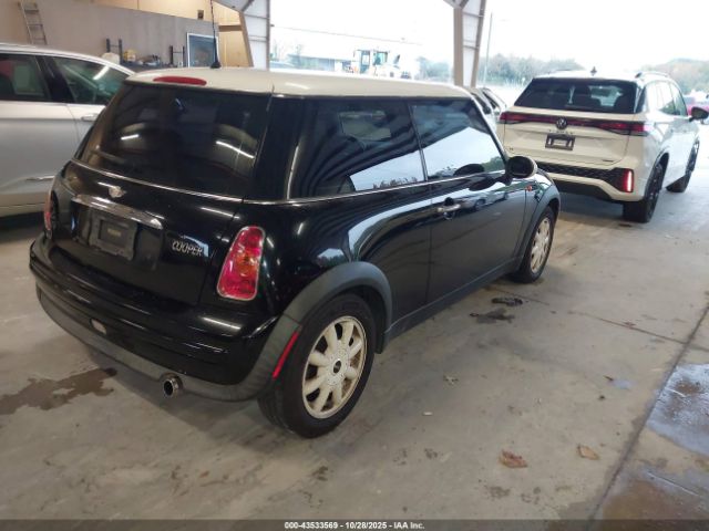 2004 MINI COOPER WMWRC33434TC52974 Photo 3