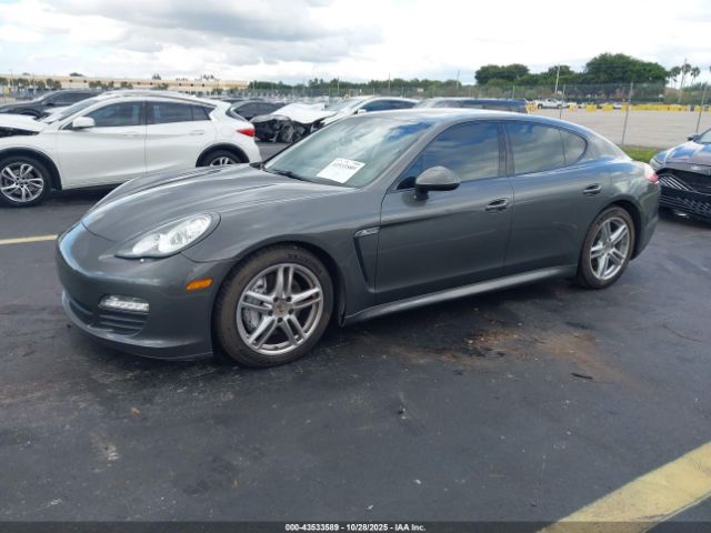 2013 PORSCHE PANAMERA WP0AA2A72DL010090 Photo 1
