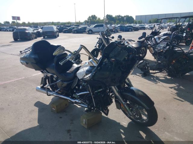 2016 HARLEY-DAVIDSON FLTRUSE 1HD1TAN15GB955313