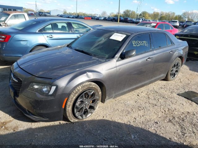 2019 CHRYSLER 300 2C3CCAGG7KH506456 Photo 1