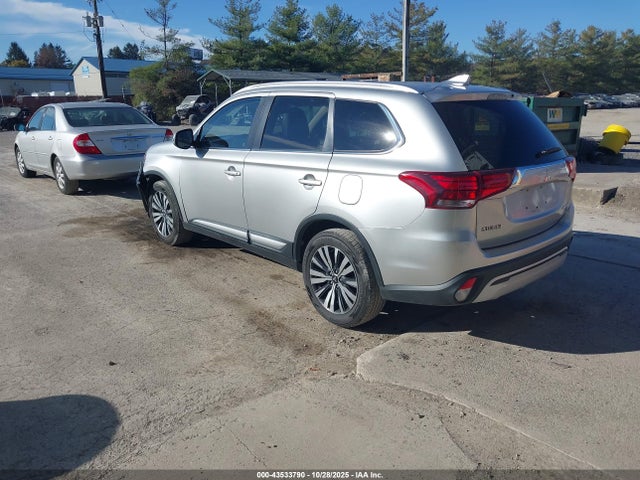 2019 MITSUBISHI OUTLANDER JA4AZ3A30KZ027664 Photo 2