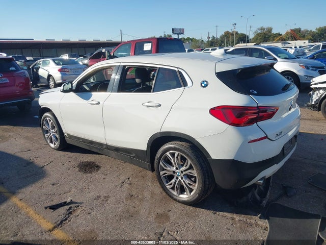 2019 BMW X2 WBXYJ3C57KEP77132 Photo 2
