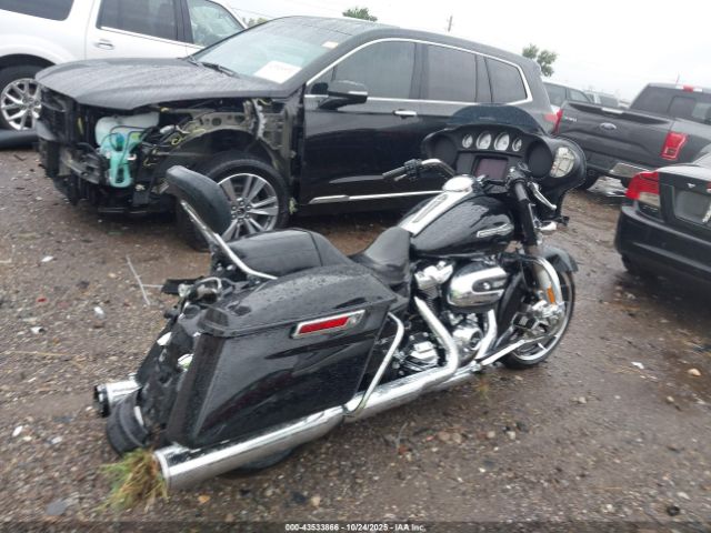 2023 HARLEY-DAVIDSON FLHX 1HD1KBC11PB628340 Photo 3