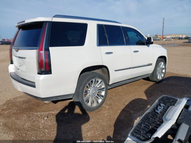2016 CADILLAC ESCALADE 1GYS4DKJ2GR166160 Photo 3