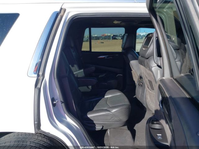 2016 CADILLAC ESCALADE 1GYS4DKJ2GR166160 Photo 7