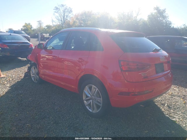 2018 AUDI Q3 WA1BCCFS1JR014930 Photo 2