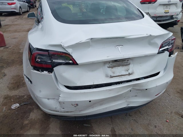 2018 TESLA MODEL 3 5YJ3E1EA1JF059700 Photo 5