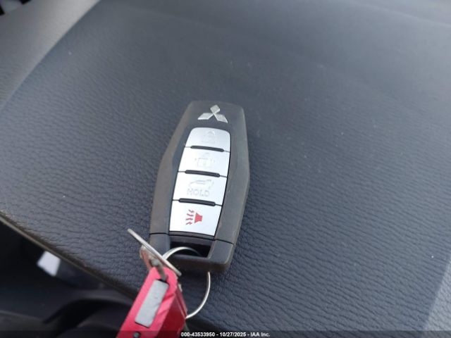 2022 MITSUBISHI OUTLANDER JA4J4UA87NZ037726 Photo 10