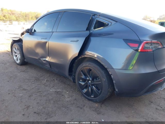 2020 TESLA MODEL Y 5YJYGDEE1LF037283 Photo 2