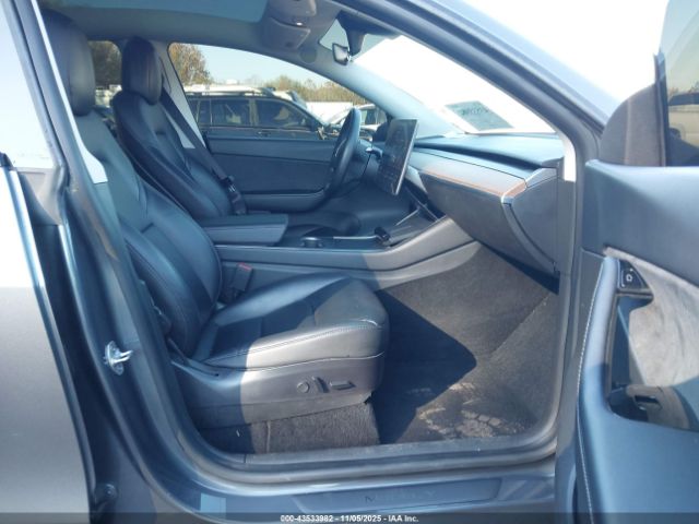 2020 TESLA MODEL Y 5YJYGDEE1LF037283 Photo 4