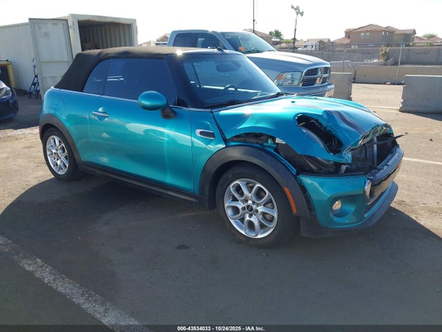 2016 MINI CONVERTIBLE WMWWG5C59G3C19235 Photo 0