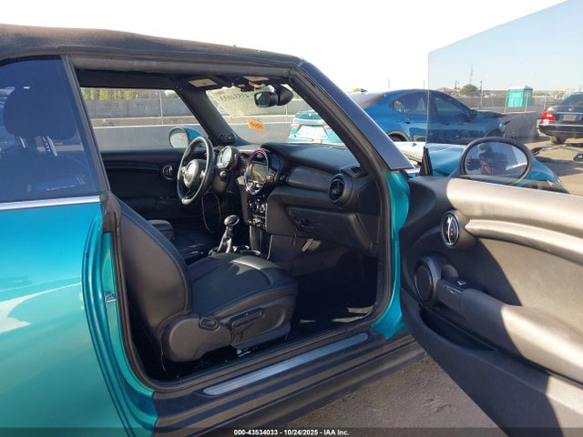 2016 MINI CONVERTIBLE WMWWG5C59G3C19235 Photo 4