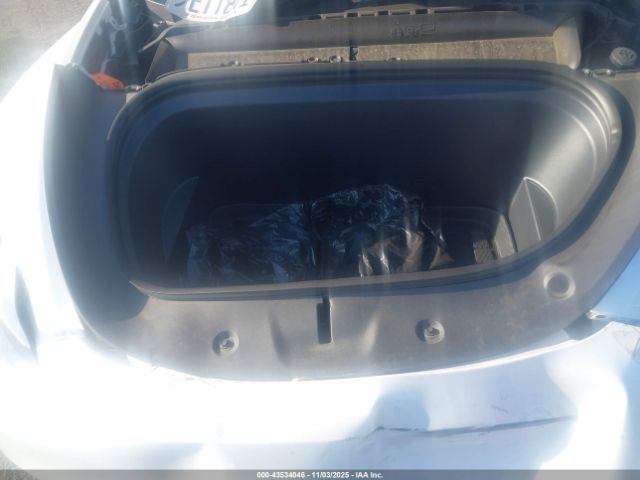 2023 TESLA MODEL Y 7SAYGAEEXPF591848 Photo 9