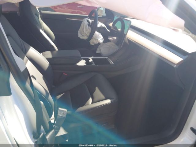 2023 TESLA MODEL Y 7SAYGAEEXPF591848 Photo 4