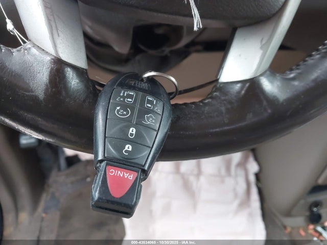 Продажа на аукционе авто 2014 Chrysler Town & Country Touring-l, vin: 2C4RC1CG9ER234423, номер лота: 43534065
