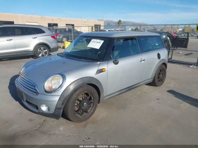 2008 MINI COOPER CLUBMAN WMWML33558TN67037 Photo 1