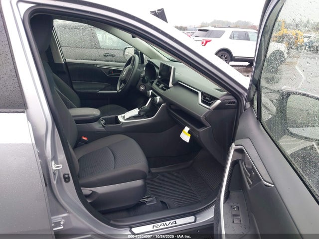 JTMG1RFV1SD113230 Toyota RAV4 LE