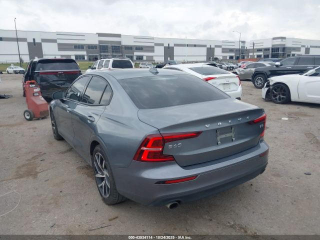 2020 VOLVO S60 7JR102FK4LG047554 Photo 2