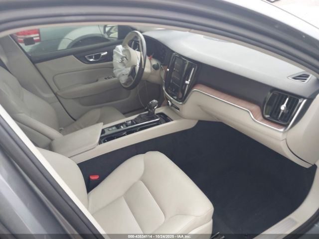 2020 VOLVO S60 7JR102FK4LG047554 Photo 4