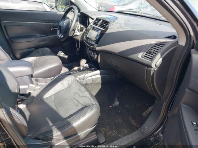 2017 MITSUBISHI OUTLANDER SPORT JA4AR4AW3HZ029496 Photo 4