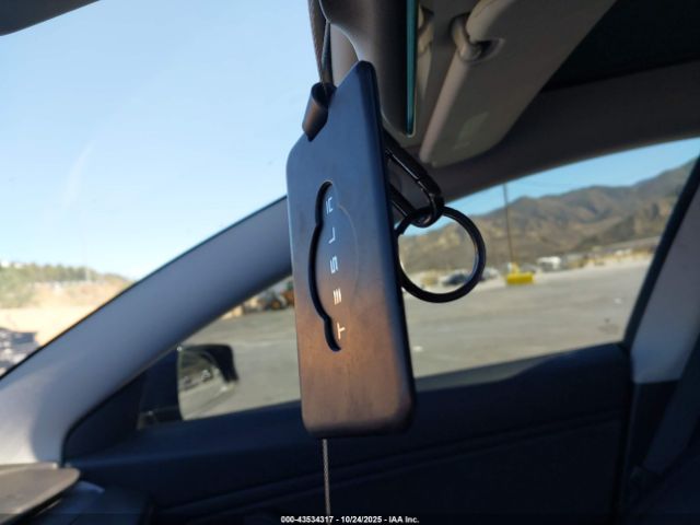 2019 TESLA MODEL 3 5YJ3E1EA0KF304732 Photo 10