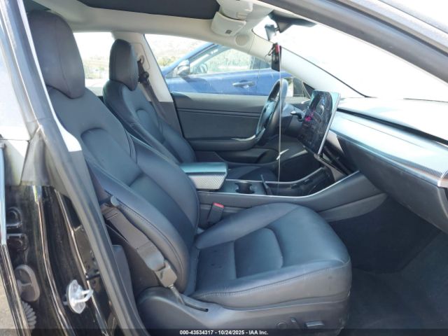 2019 TESLA MODEL 3 5YJ3E1EA0KF304732 Photo 4