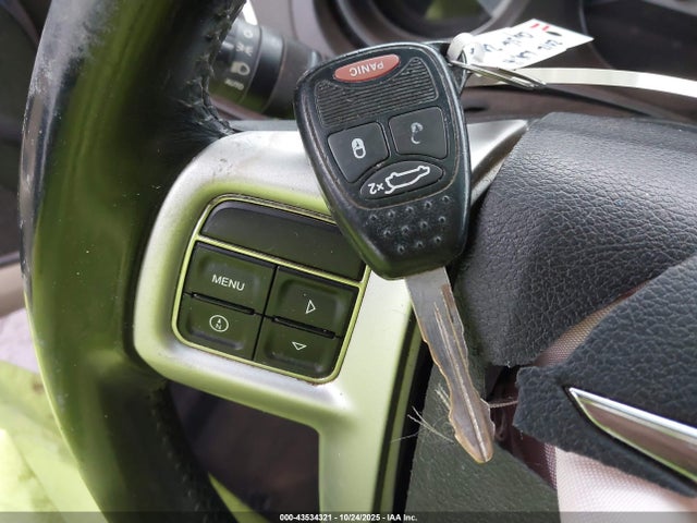 43534321 :رقم المزاد ، 1C3CCBBB4CN201104 vin ، 2012 Chrysler 200 Touring مزاد بيع