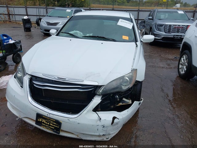 43534321 :رقم المزاد ، 1C3CCBBB4CN201104 vin ، 2012 Chrysler 200 Touring مزاد بيع