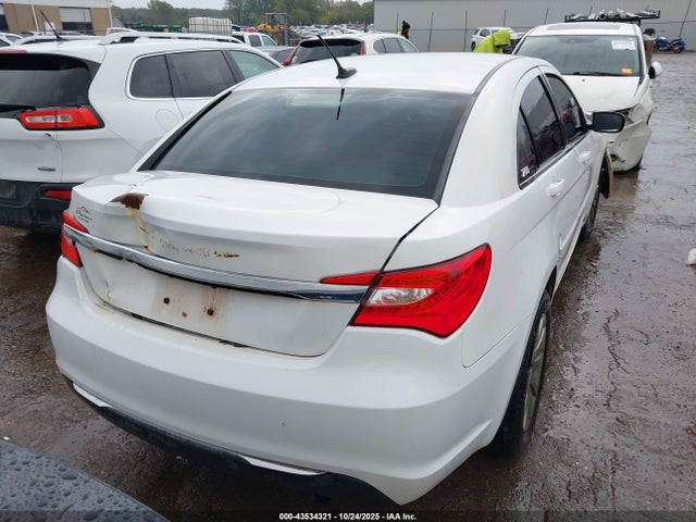 43534321 :رقم المزاد ، 1C3CCBBB4CN201104 vin ، 2012 Chrysler 200 Touring مزاد بيع