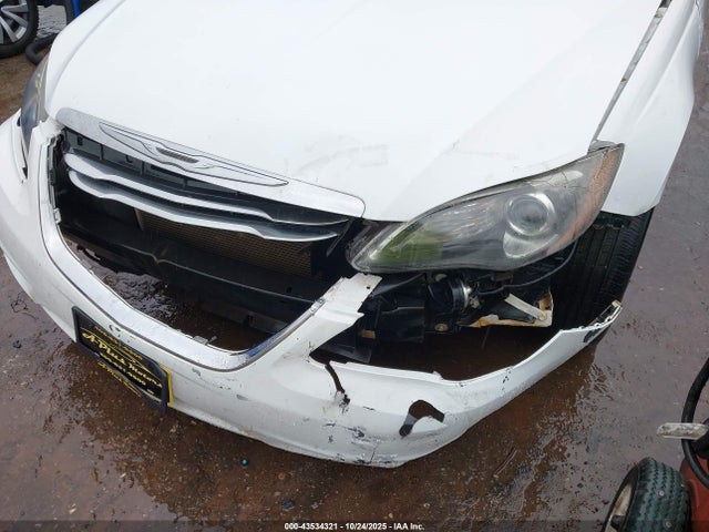 43534321 :رقم المزاد ، 1C3CCBBB4CN201104 vin ، 2012 Chrysler 200 Touring مزاد بيع