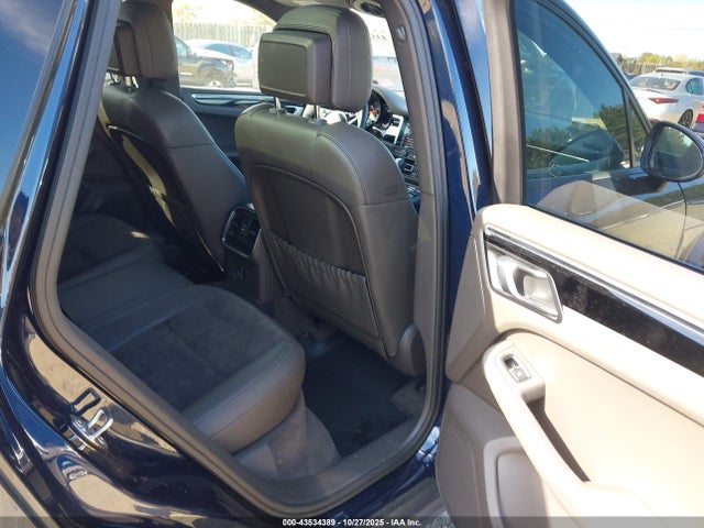 2020 PORSCHE MACAN WP1AA2A57LLB10164 Photo 7