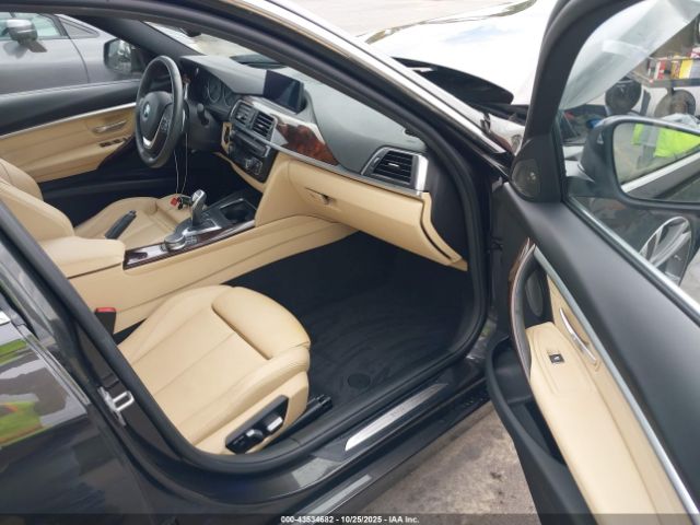 2018 BMW 330I WBA8B9G58JNU97948 Photo 4